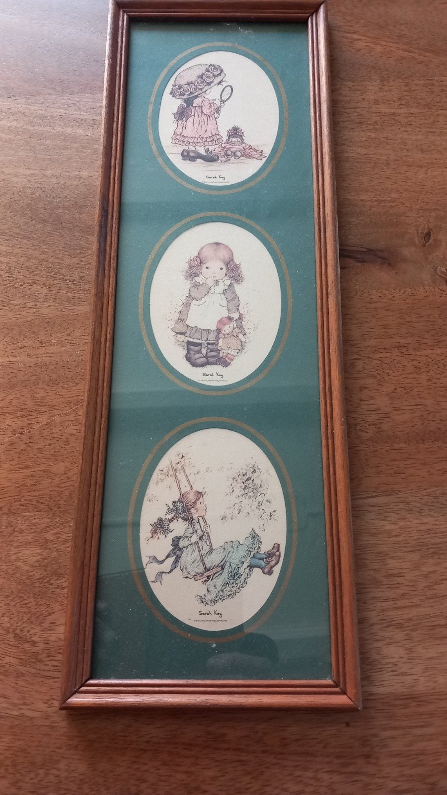 Vintage Sarah Kay ingelijste prints - set van 3, Huis en Inrichting, Minder dan 50 cm, Gebruikt, Oorspronkelijke maker, Ophalen of Verzenden