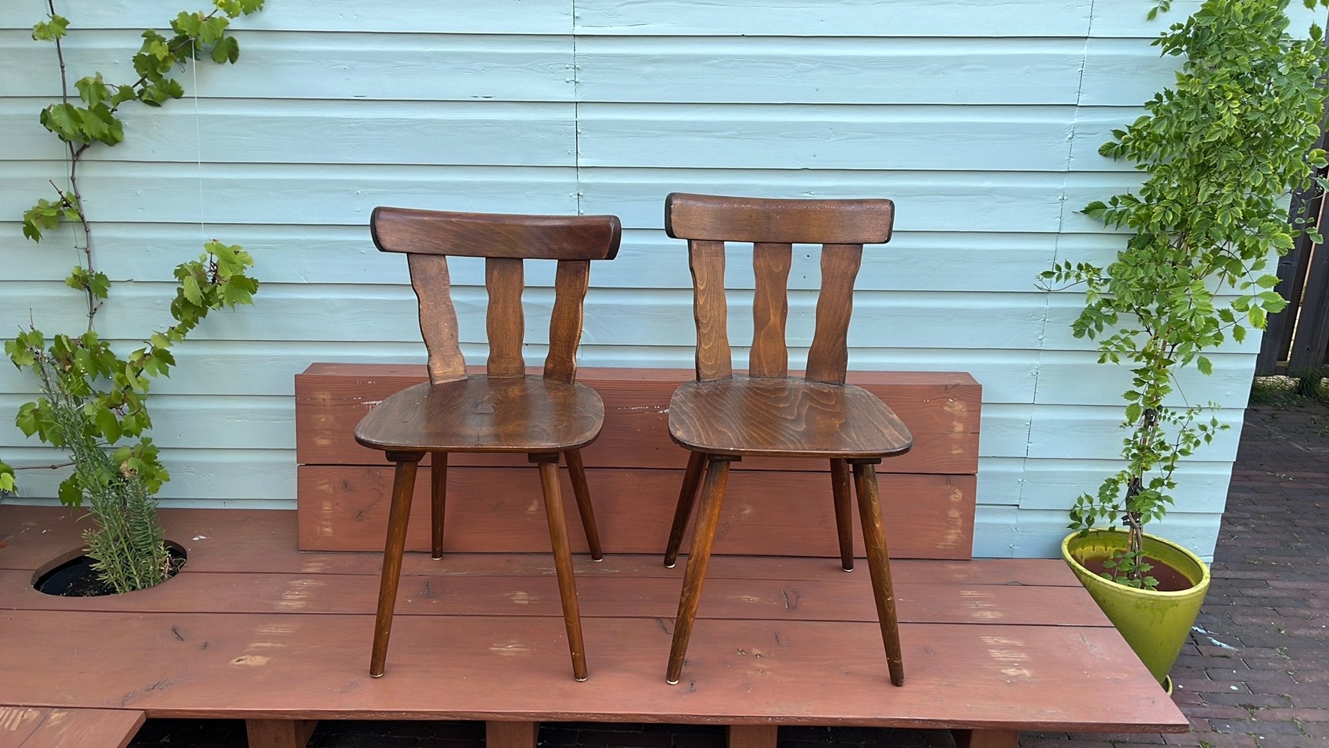 Twee retro stoeltjes - gratis op te halen, Gebruikt, Stoel, Hout, Ophalen