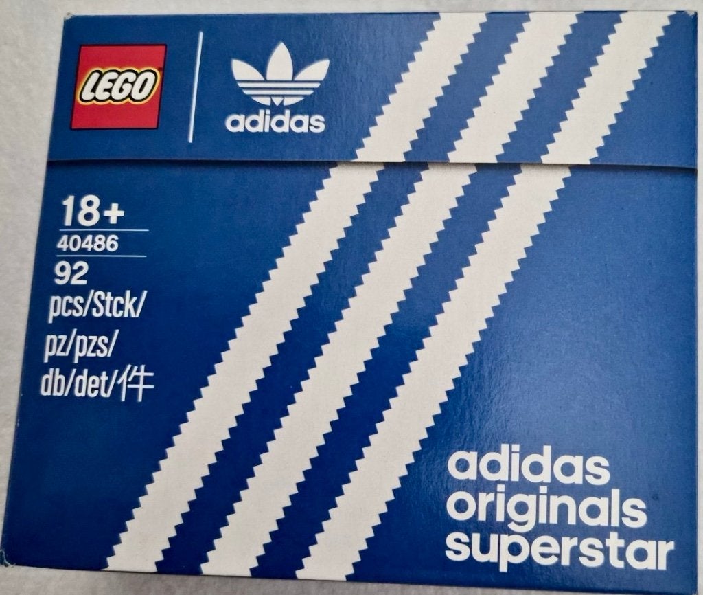 Lego 40486 Adidas Originals Superstar uit 2021 - Nieuw!, Lego, Nieuw, Ophalen of Verzenden, Complete set