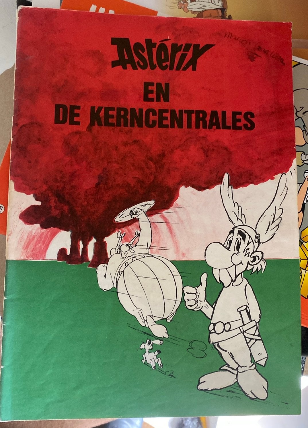 Asterix en de kerncentrales, Eén stripboek, Ophalen of Verzenden, Zo goed als nieuw