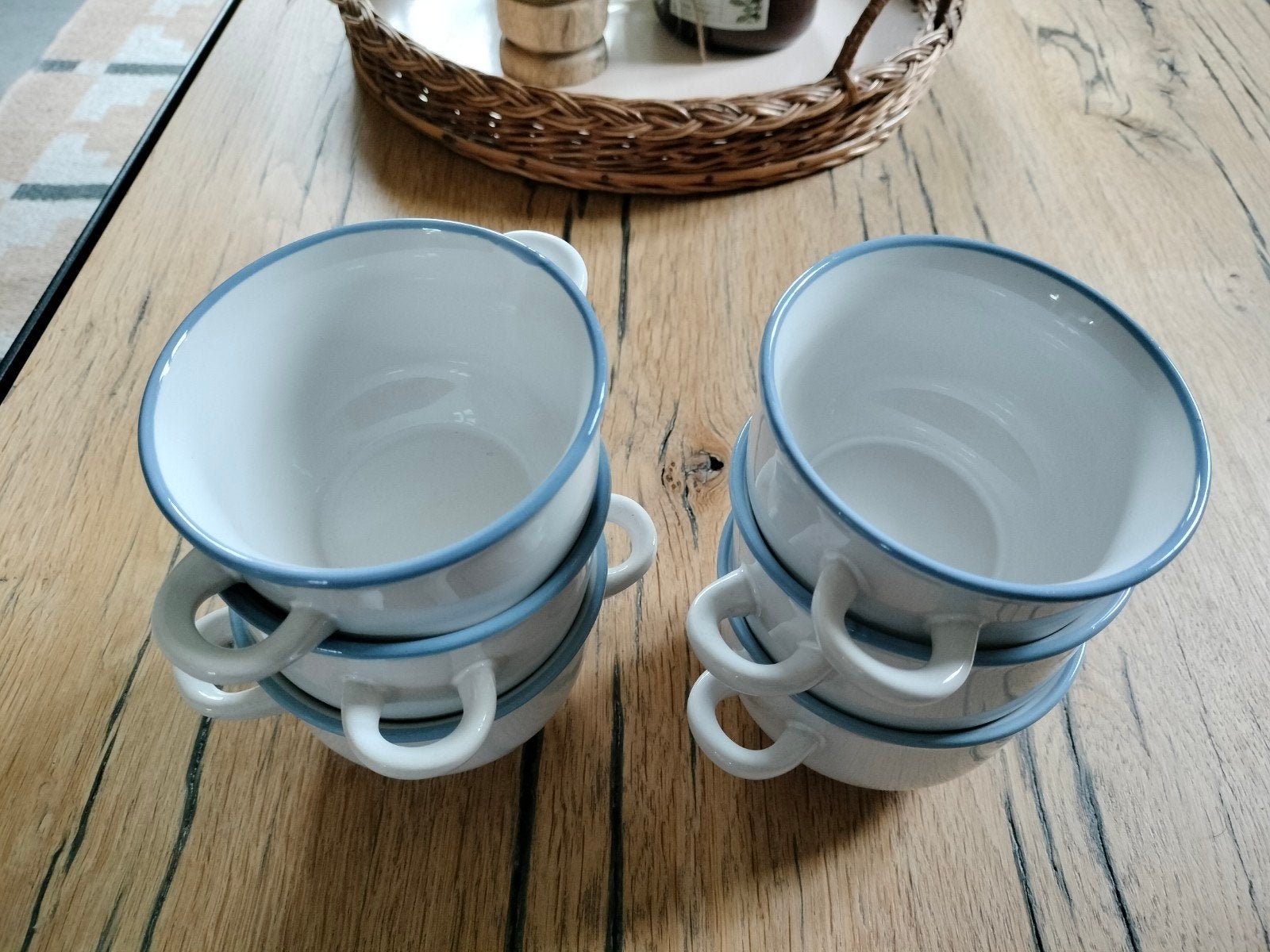 6 nieuwe kommetjes met oortjes., Nieuw, Ophalen of Verzenden, Kom(men), Overige stijlen