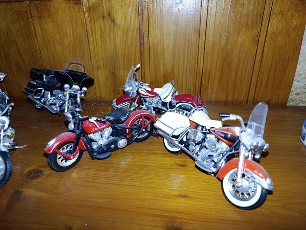Set van 7 miniatuur Harley Davidson motoren!, Kinderen en Baby's, Verzenden, Gebruikt