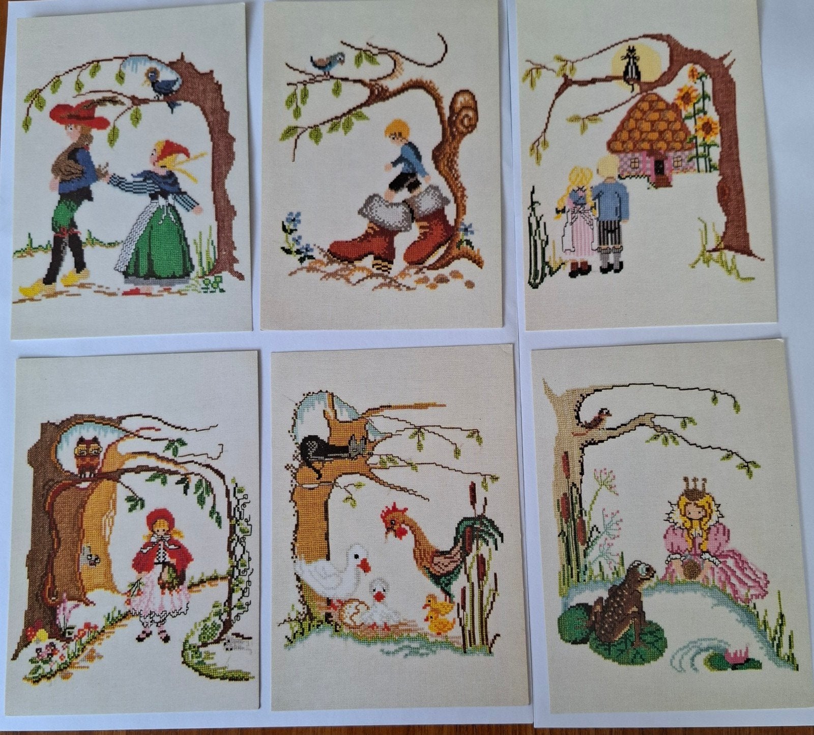 6 Vintage Sprookjes Kruissteek Motief Kaarten, Ophalen of Verzenden, 1980 tot heden, Ongelopen, Overige thema's