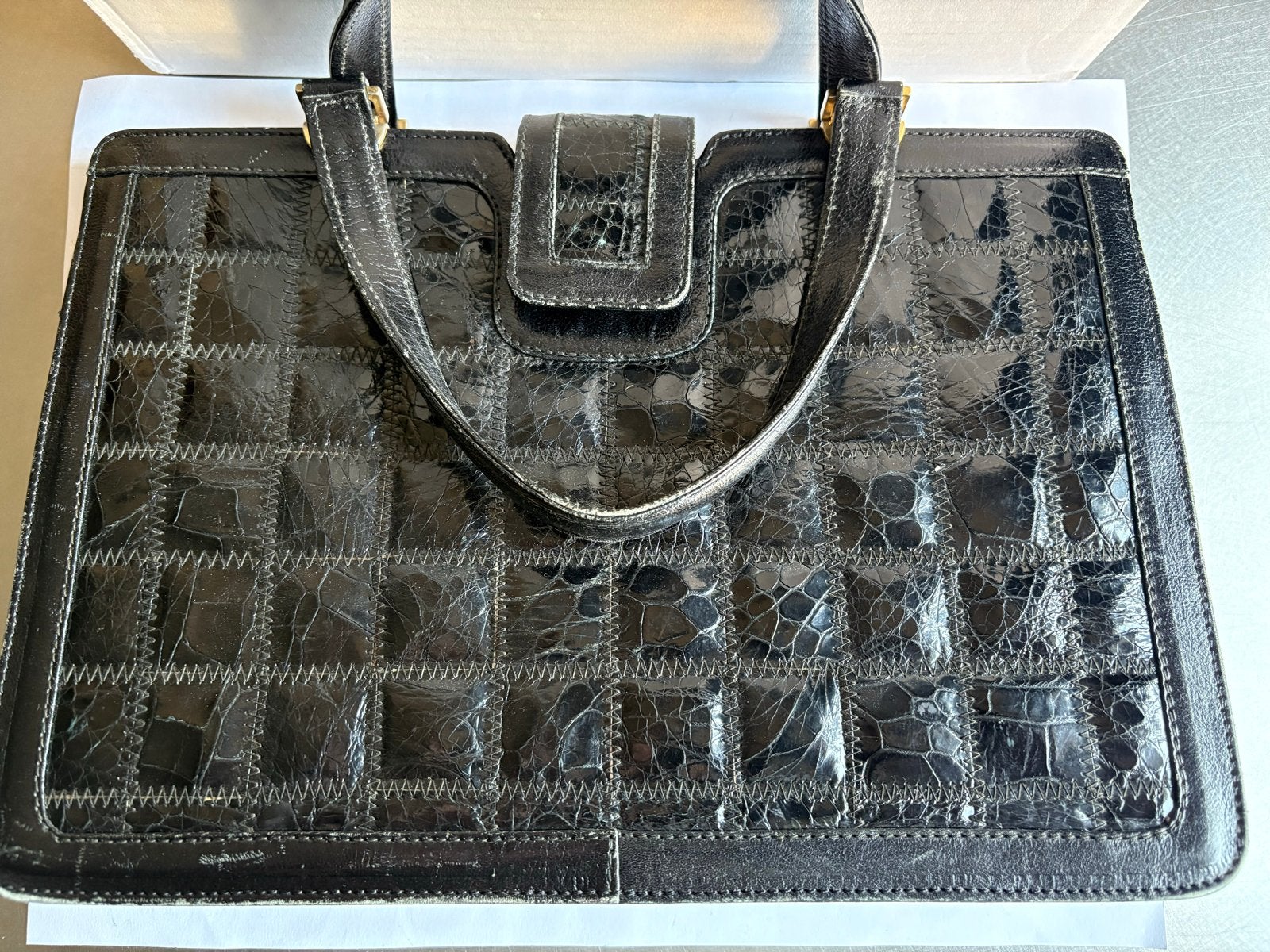Vintage Zwarte Handtas met Krokodillenprint, Sieraden, Tassen en Uiterlijk, Ophalen of Verzenden, Gebruikt, Zwart, Handtas