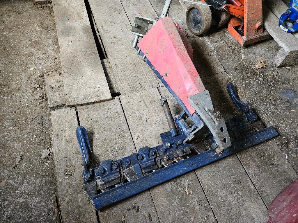 Mitsubishi ct155 met ploeg vingerblakmaaier hakselaar, Ophalen, Gebruikt, Versnellingen, Balkmaaier