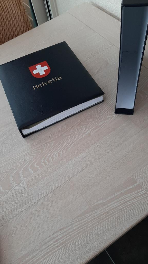 Postzegels Zwitserland -album + zegels 2000-2015 -gestempeld, Verzenden, Gestempeld
