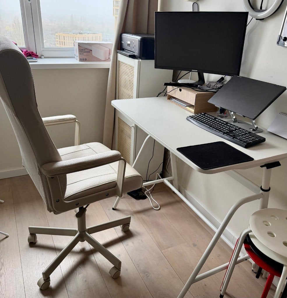 Ikea desk and chair home office, Ophalen, Zo goed als nieuw, IKEA, Computerbureau