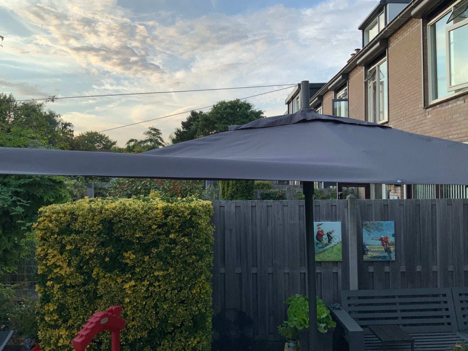 Mooie parasol asymmetrisch 360X220 m antrasiet grijs. ZGAN, Tuin en Terras, Parasols, Ophalen, Zo goed als nieuw, 3 tot 4 meter