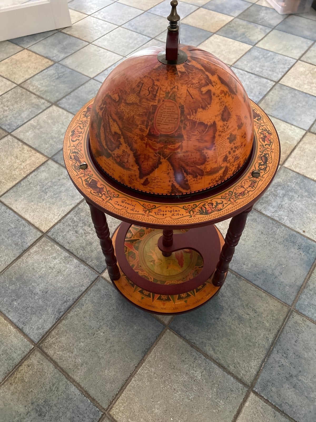 Antieke Globebar met opbergruimte voor drank en glazen, Ophalen, Gebruikt, Draaibaar, Globebar