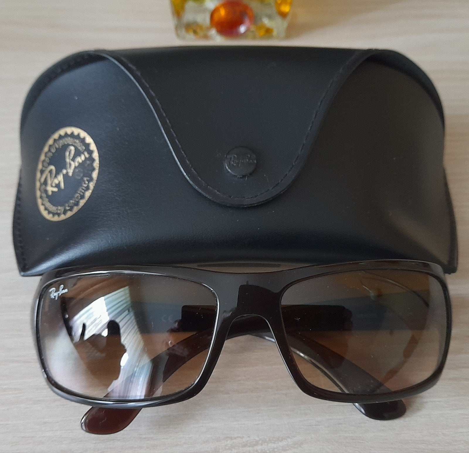 Ray ban dameszonnebril RB4075 bruine glazen, Ophalen, Zonnebril, Bruin, Zo goed als nieuw