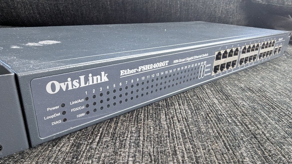 OvisLink 24+2-port Gigabit Switch, Ether-FSH2402GT, Ophalen of Verzenden, Gebruikt