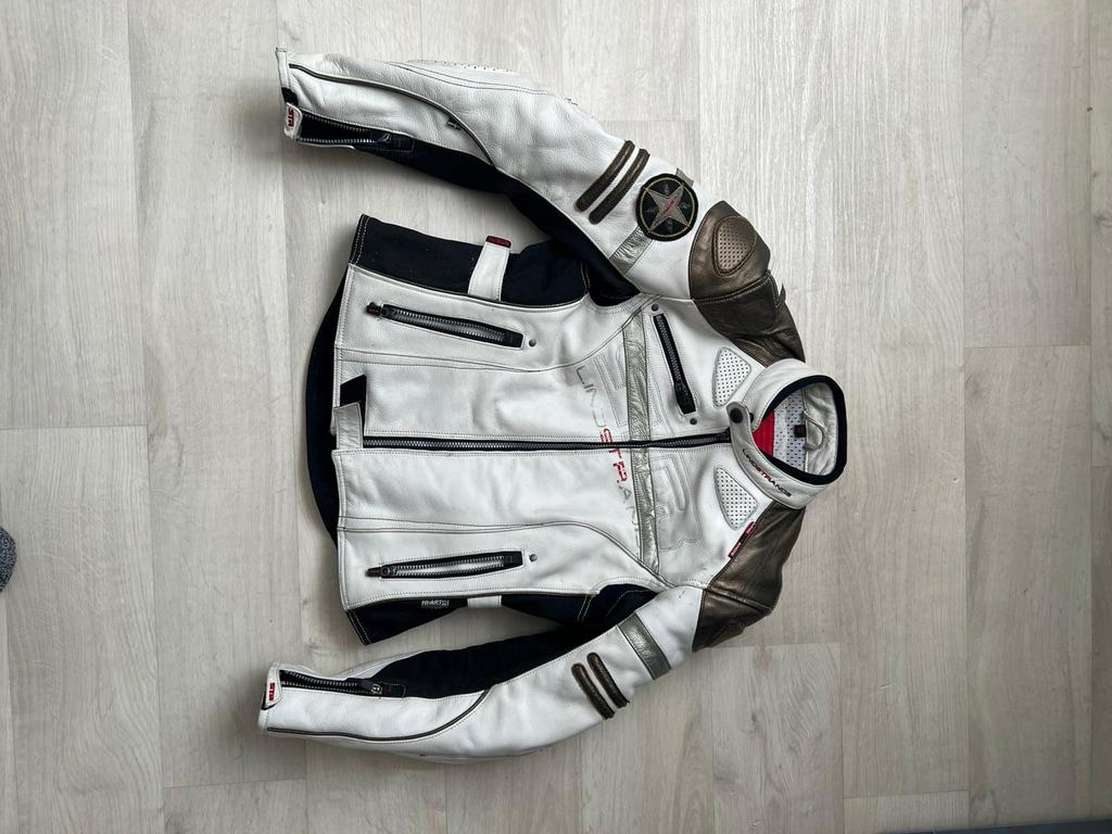 Lindstrands motorjas en Rev'it motorbroek, dames, Motoren, Kleding | Motorkleding, Ophalen, Tweedehands, Heren, Jas | leer