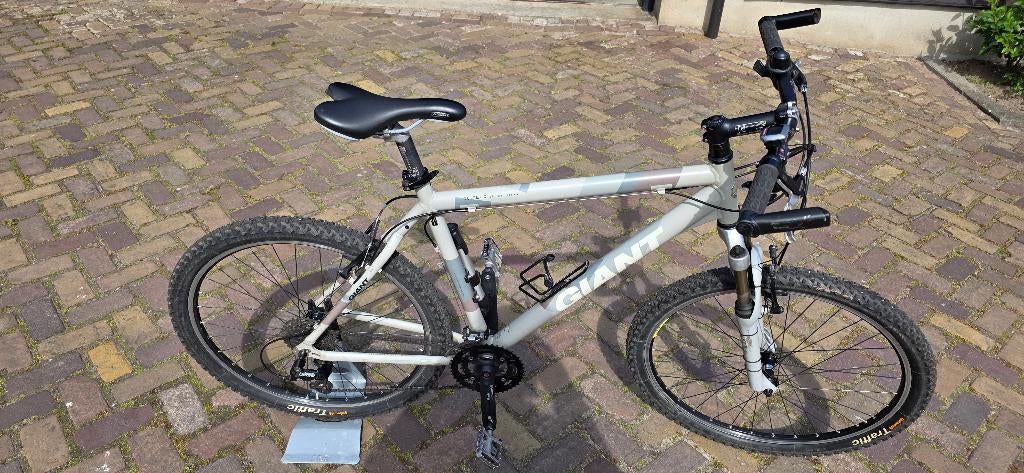 MTB Giant Terrago, Gebruikt, Hardtail, Velgrem, 53 tot 57 cm