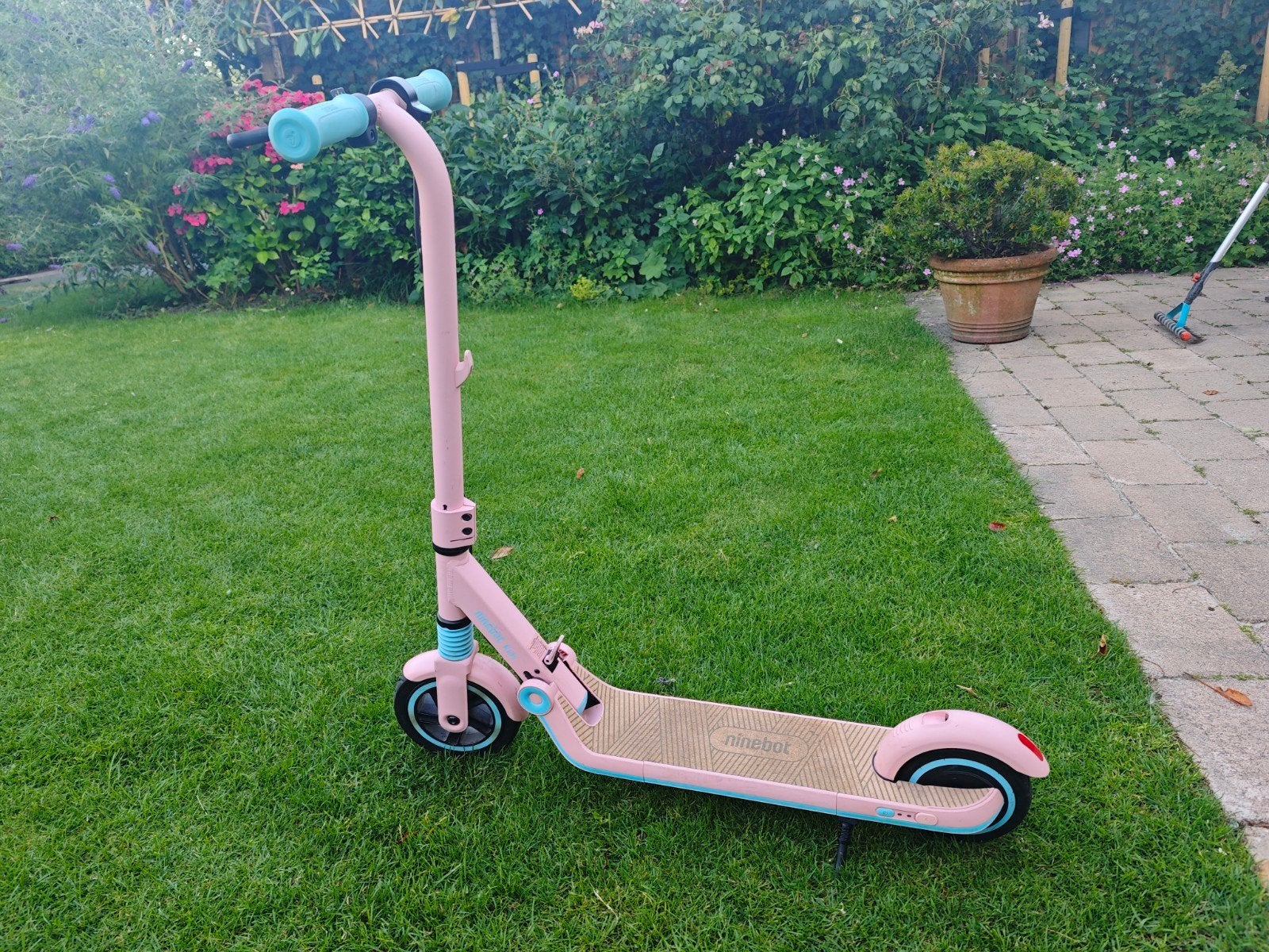 Segway Ninebot Zing E8 elektrische step voor kinderen, Ophalen, Zo goed als nieuw, Elektrische step (E-scooter), Segway Ninebot