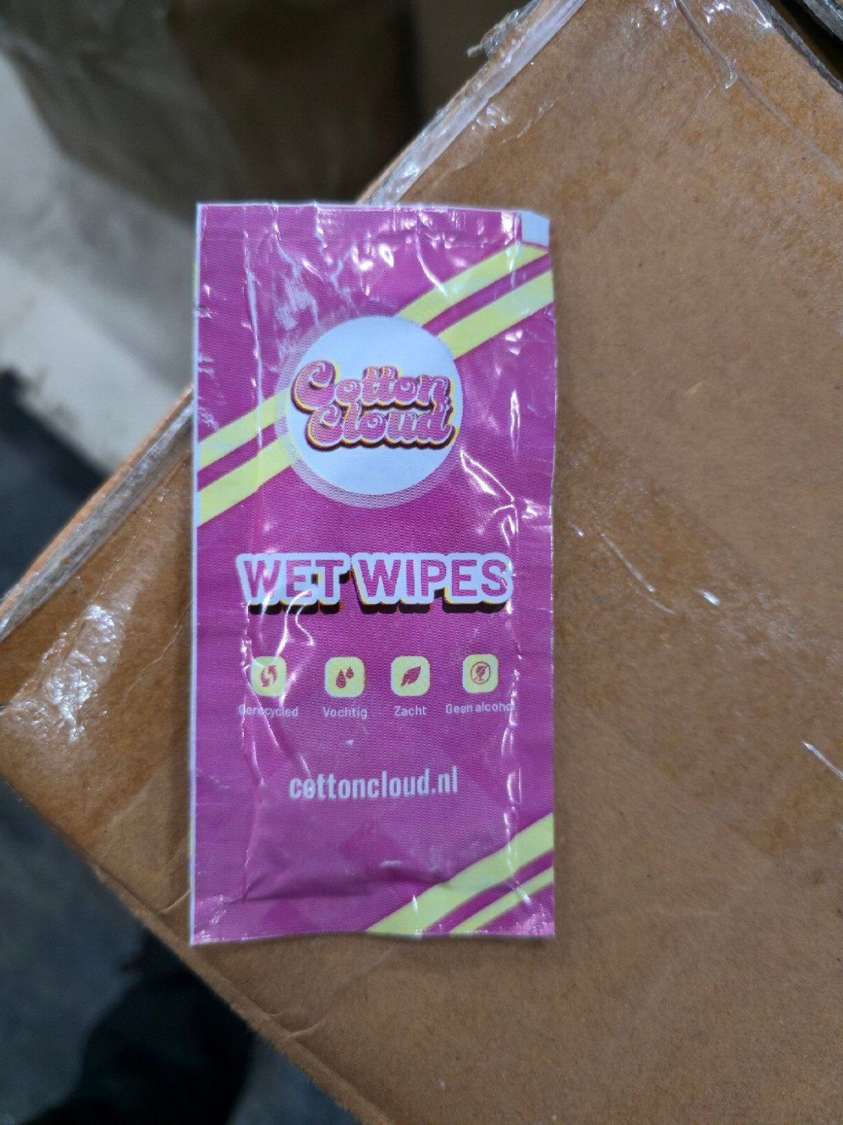 Bijna 40K Cotton Cloud Wet Wipes - Nieuw, Ophalen of Verzenden, Nieuw, Overige typen