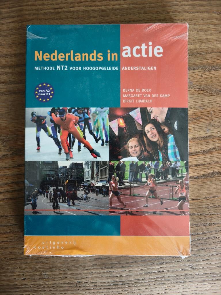 Boek - Nederlands in actie - Methode NT2 voor hoogopgeleide, Ophalen of Verzenden, Alpha, Zo goed als nieuw, Niet van toepassing