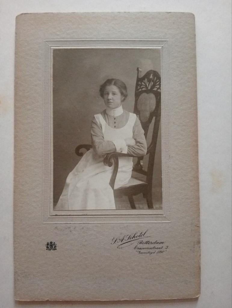 J.A.Schotel Hof fotograaf CDV foto portret Rotterdam, Ophalen of Verzenden, Voor 1940