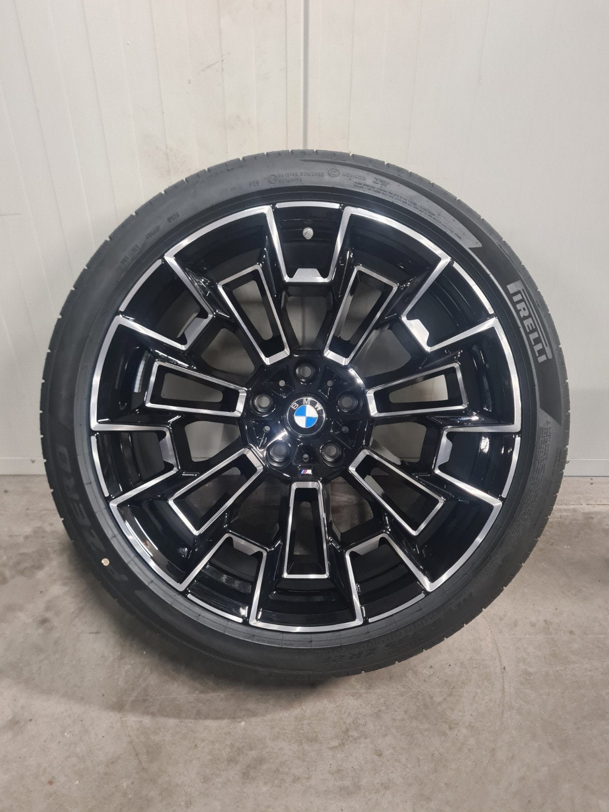 20/21' BMW M5 G90 G99 Styling 952M met zomerbanden Nieuw, 295 mm, Banden en Velgen, Nieuw, Personenwagen