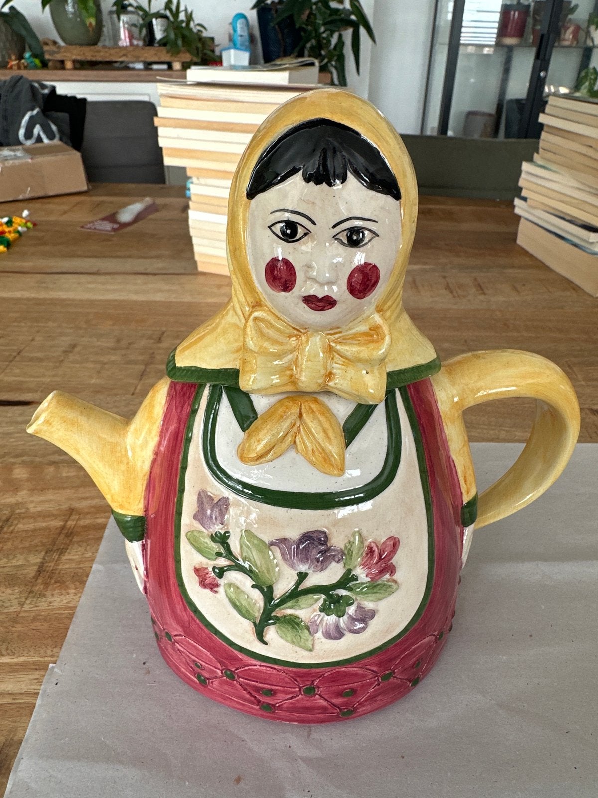 Unieke Matroesjka Theepot - Handgeschilderd Keramiek, Ophalen of Verzenden
