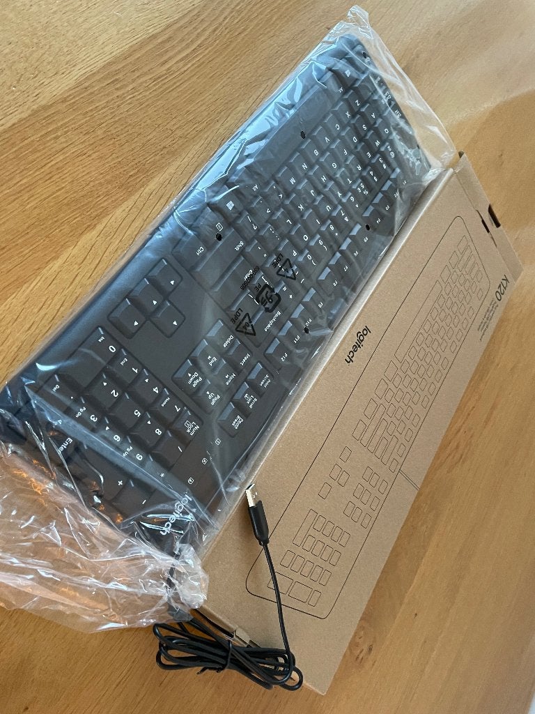 Usb toetsenbord Logitech k120, Nieuw, Ophalen of Verzenden, Qwerty, Bedraad