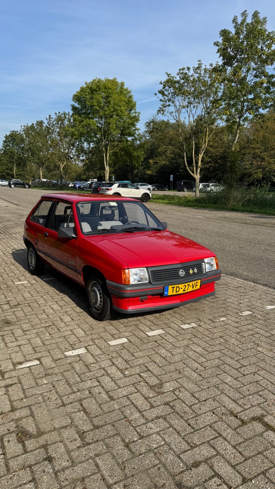 Opel Corsa 1.3 S6 1988 Rood, Voorwielaandrijving, Dealer onderhouden, 750 kg, 4 cilinders