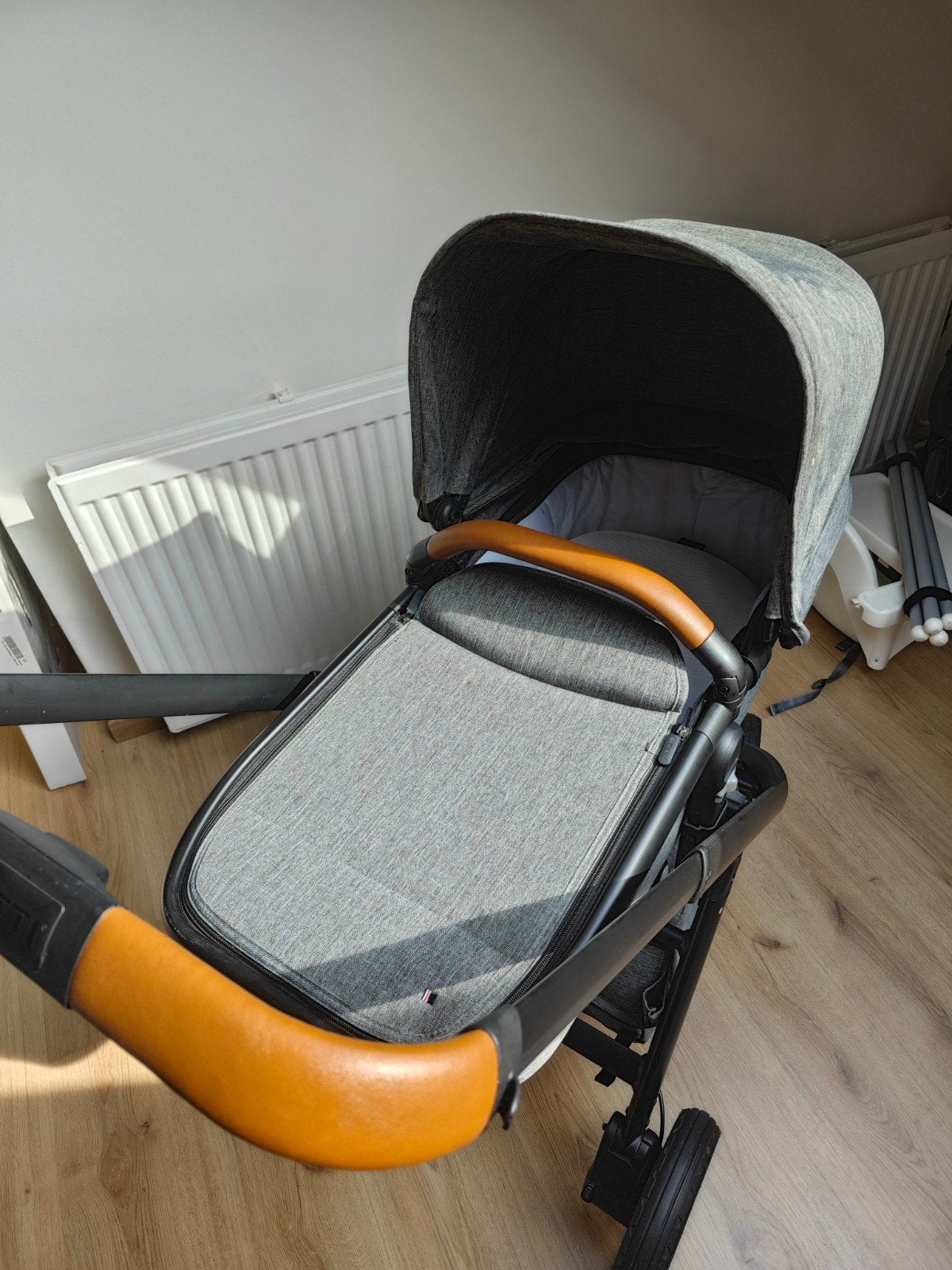 Dubatti one 2-in-1 kinderwagen, Kinderen en Baby's, Kinderwagens en Combinaties, Verstelbare duwstang, Zo goed als nieuw, Combiwagen