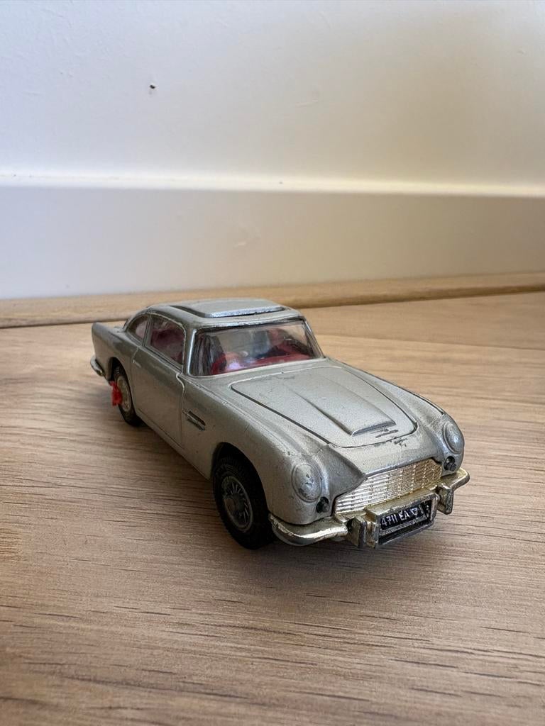 Vintage Corgi Toys James Bond Aston Martin DB5, Ophalen of Verzenden, Auto, Corgi