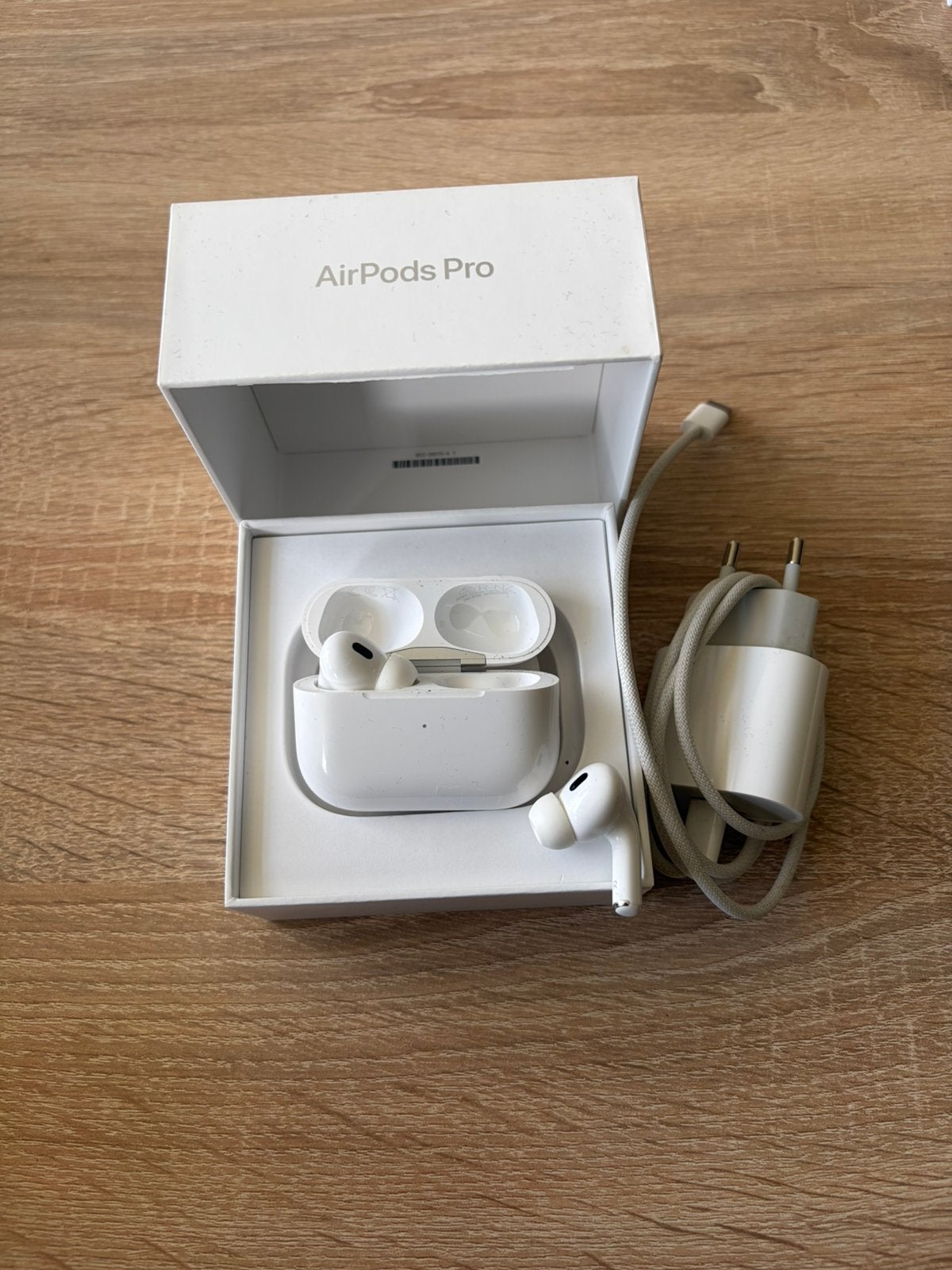 Apple AirPods Pro + lader, Telecommunicatie, Mobiele telefoons | Apple iPhone, Ophalen, Zo goed als nieuw, Wit, 128 GB
