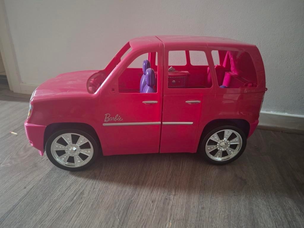 Barbie Fashionista Limo Roze Speelgoedauto, Ophalen of Verzenden, Gebruikt