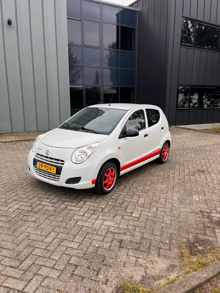 Suzuki Alto sumo 2011, Voorwielaandrijving, 200 kg, 4 stoelen, Origineel Nederlands
