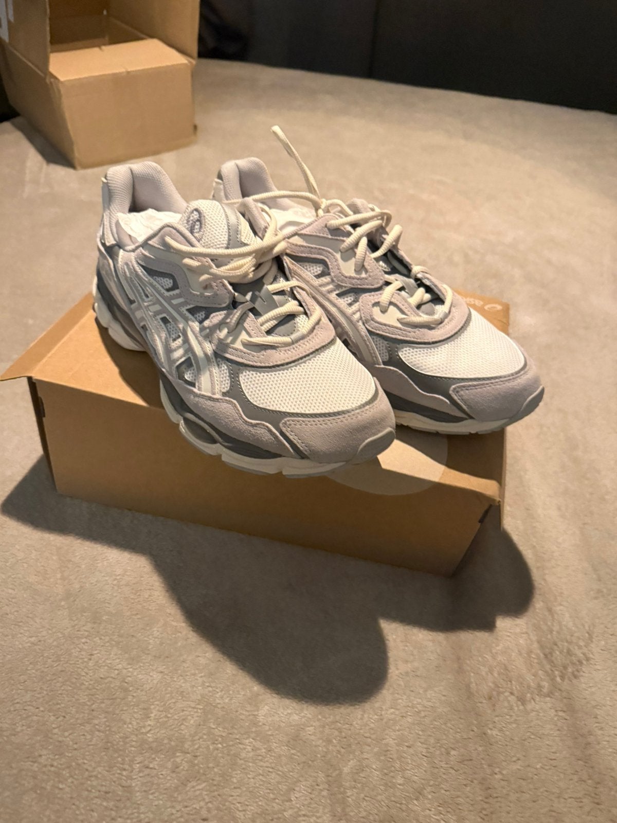 Gel nyc assics oyster grey maat 47, Kleding | Heren, Schoenen, Wit, Nieuw, Ophalen of Verzenden, Sneakers of Gympen