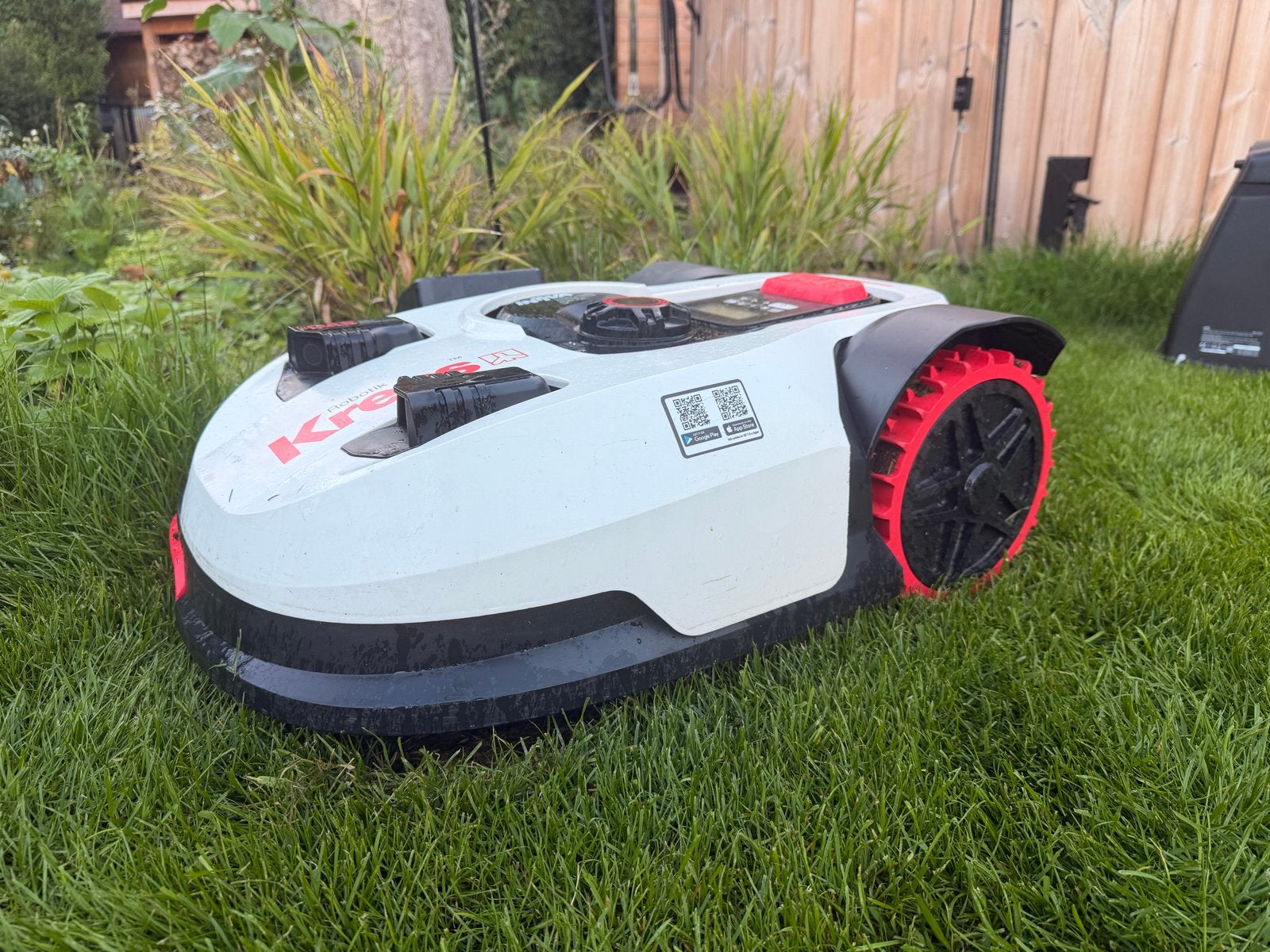 Kress KR121E robotmaaier, Tuin en Terras, Ophalen, Gebruikt, Meer dan 25 cm, Met regensensor