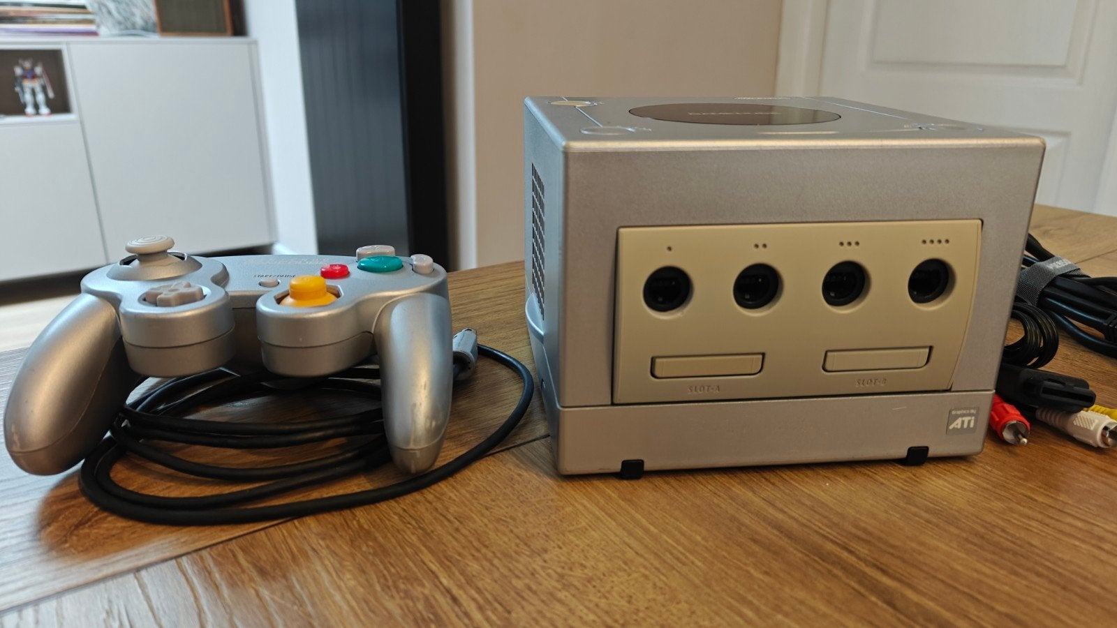Platinum GameCube DOL-001 compleet met Zilveren controller, Ophalen of Verzenden, Gebruikt, Zilver, Met 1 controller