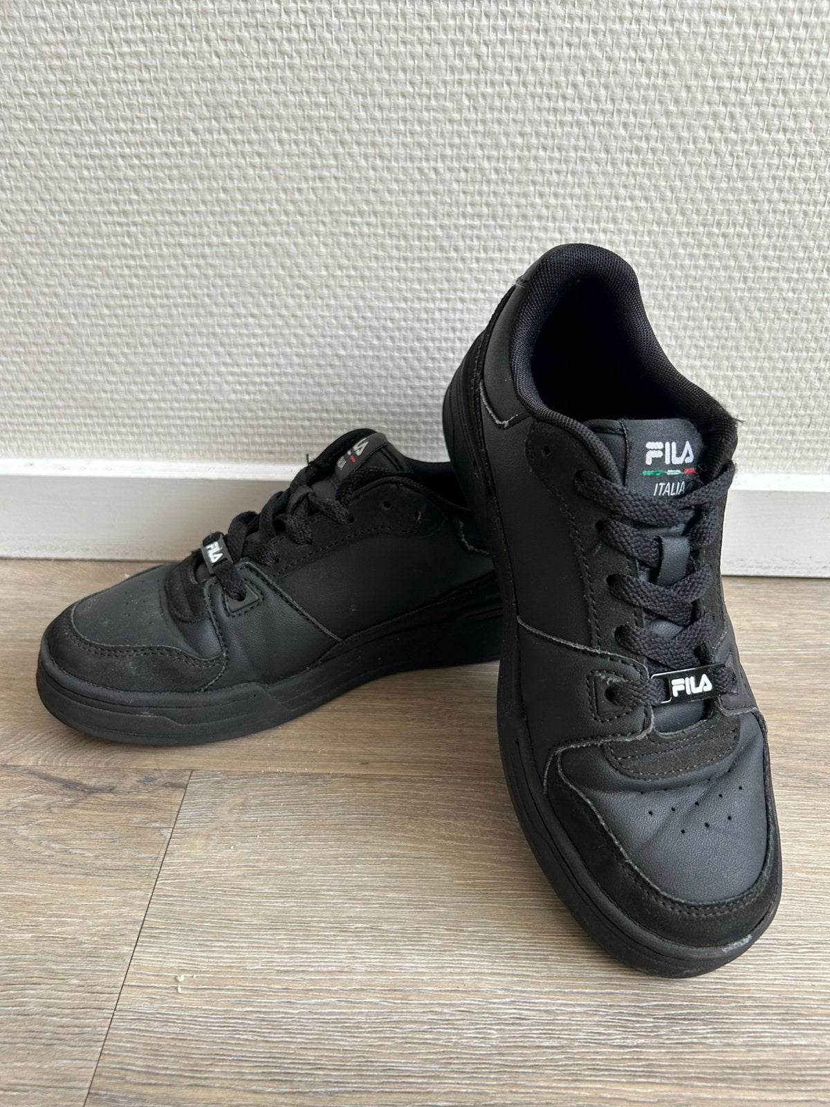Fila schoenen maat 36, Kinderen en Baby's, Kinderkleding | Schoenen en Sokken, Ophalen of Verzenden, Zo goed als nieuw, Jongen