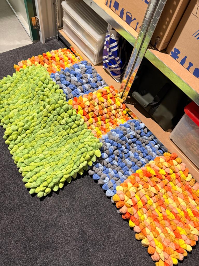 Prachtige sierkussens van Pebble, Ophalen of Verzenden, Zo goed als nieuw, Vierkant