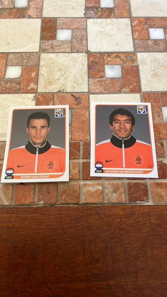 Van Bronckhorst en Van Persie panini wk 2010, Verzamelen, Ophalen of Verzenden, Zo goed als nieuw, Buitenlandse clubs, Poster, Plaatje of Sticker