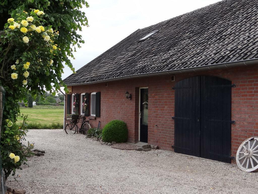 Sfeervolle Vak.boerderij Limburg 3-15pers nabij Arcen, 15 personen, 4 of meer slaapkamers, Limburg, Landelijk