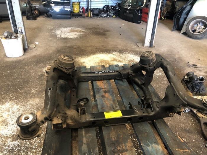 Subframe van een Mercedes ML-Klasse, 3 maanden garantie, Gebruikt, Mercedes-Benz
