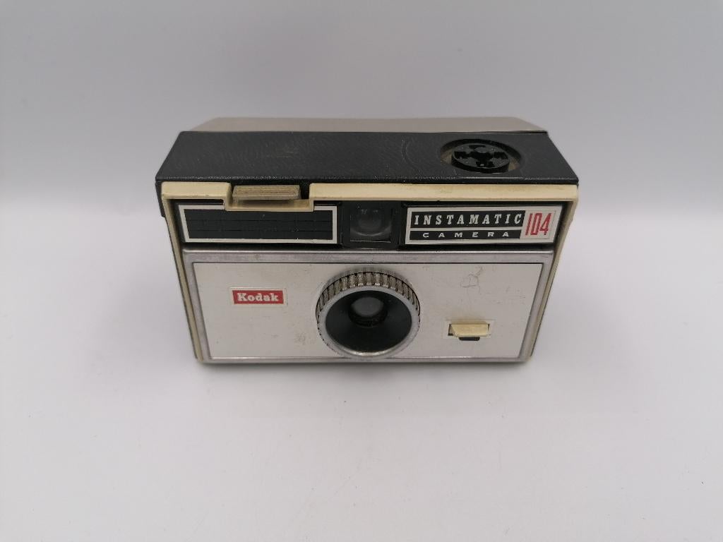 Kodak instamatic 104 vintage analog camera, Ophalen of Verzenden, Gebruikt, Compact, Kodak