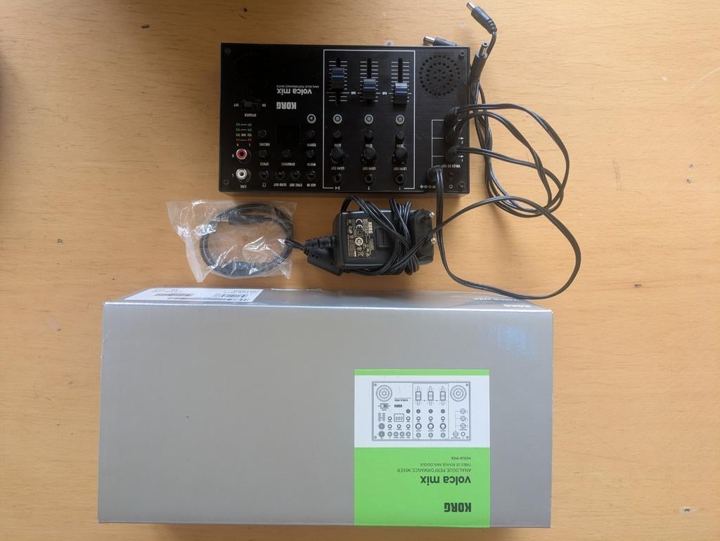 Korg volca mix, Muziek en Instrumenten, Drumcomputers, Ophalen, Zo goed als nieuw, Korg