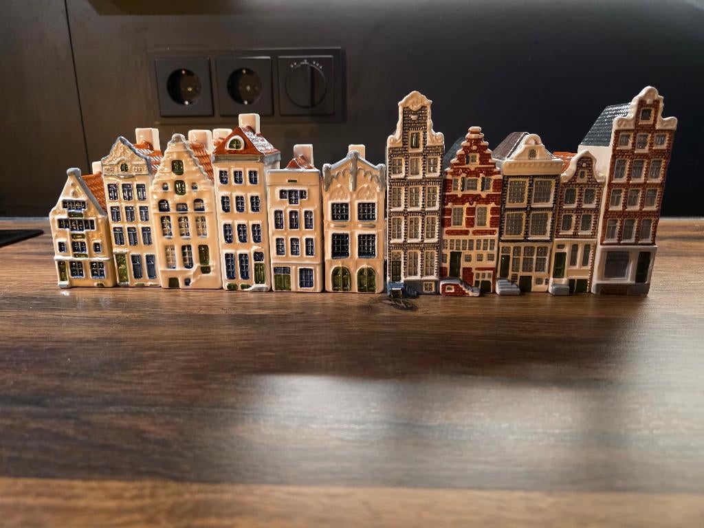 Grachtenpandjes van Goedewaagen 12 stuks, Ophalen of Verzenden, Gebruikt, 81 t/m 91, Gevuld