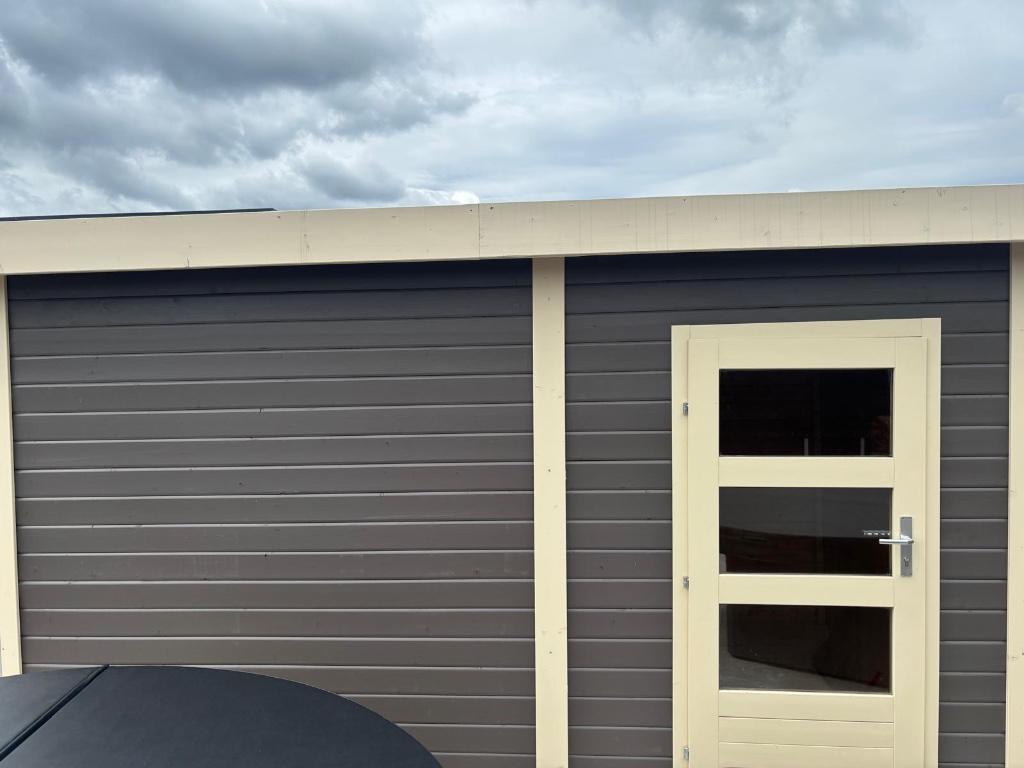 Showroom buitensauna 396 x 231 I 9kW kachel I 2025 opruiming, Ophalen, Fins of Traditioneel, Info@wellness4fun.nl, Wellness4Fun