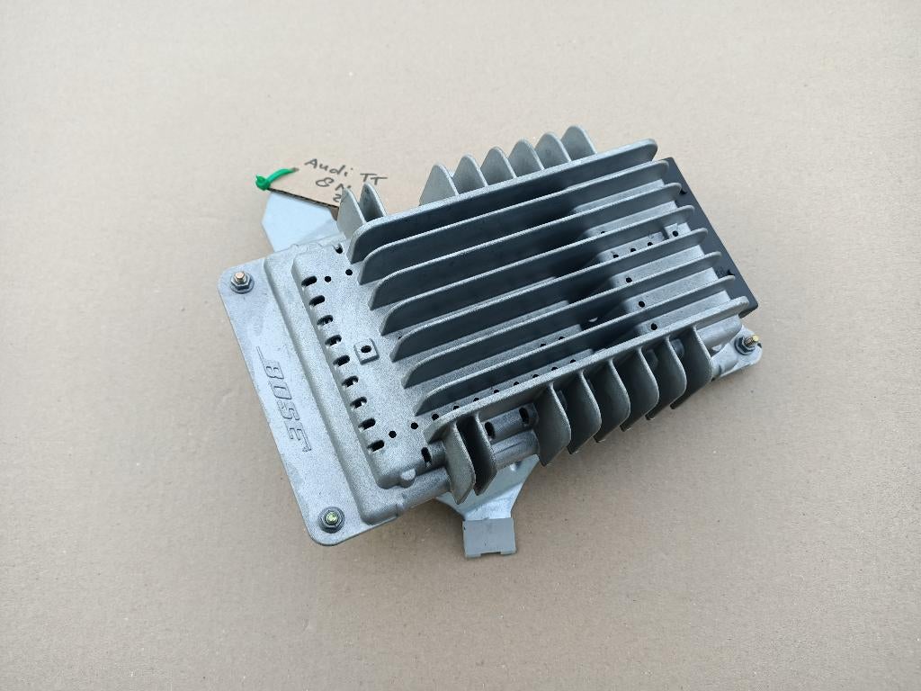 Versterker/ Bose AUDi TT /8N 1.8 Turbo 20v (2003), Auto-onderdelen, Uitlaatsystemen, Ophalen of Verzenden, Gebruikt, Audi