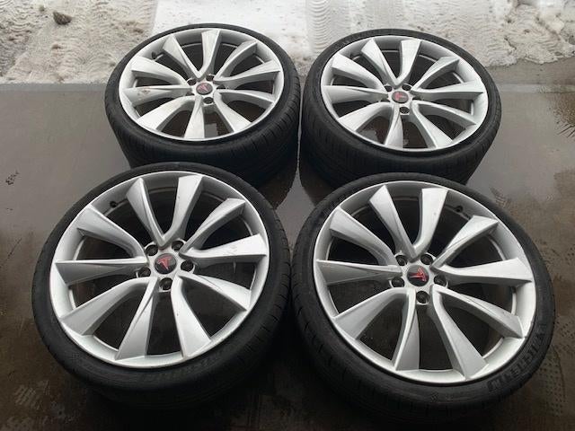 ORIGINELE TESLA MODEL 3 Y VELGEN + BANDEN 235 35 R20 + TPMS, Gebruikt, ., Banden en Velgen, Ophalen of Verzenden