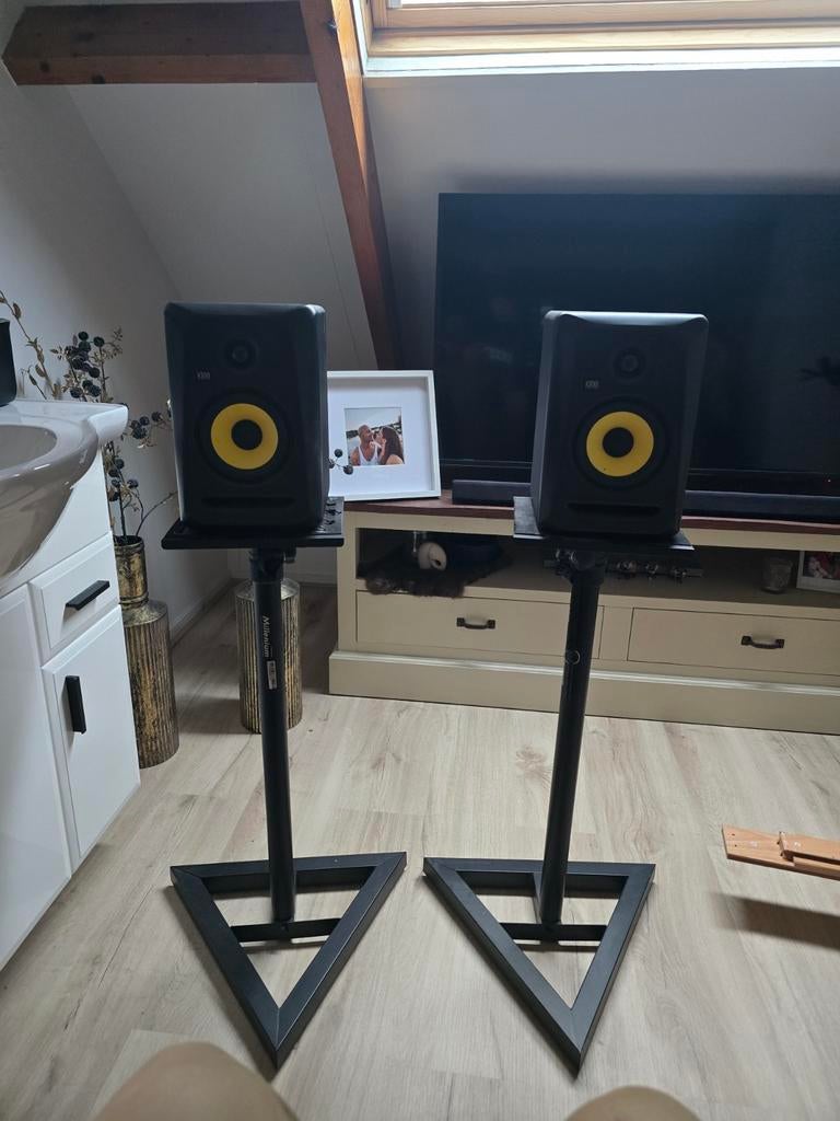 KRK Classic 5 set + Swissonic M-Control + 2 standaards, Ophalen of Verzenden, Gebruikt, Minder dan 500 watt, Monitor(versterker)