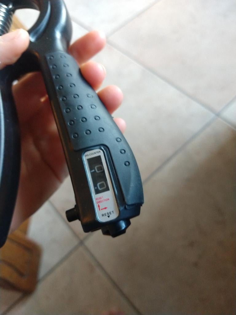 Grip trainer, Sport en Fitness, Fitnessmaterialen, Ophalen, Nieuw, Armen, Overige typen