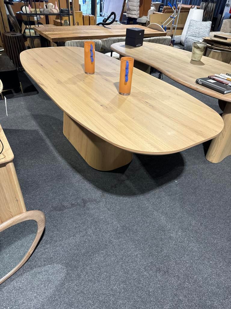 Eleonora Nola Eettafel 250/110 - Showroommodel met Korting!, 100 tot 150 cm, Eikenhout, 200 cm of meer, Ophalen of Verzenden