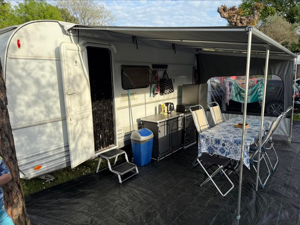 gezins caravan aan het gardameer te huur