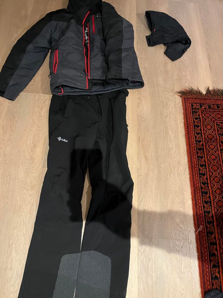 Ski kleding - klaar voor de piste!, Ophalen of Verzenden, Gedragen, Maat 38/40 (M), Pak