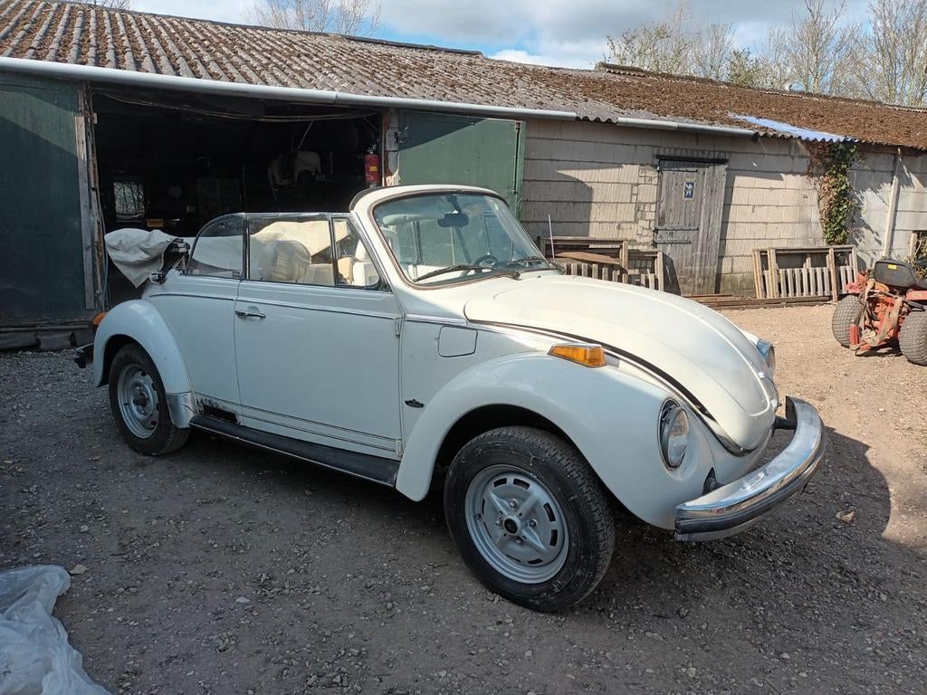 VW Kever 1303 LS Karmann Cabriolet triple White, Cabriolet, Wit, Overige kleuren, Handgeschakeld
